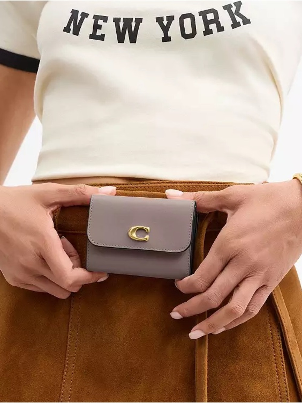 🎀COACH~Essential Card Holder Wallet In Colorblock - Picture 6 of 9